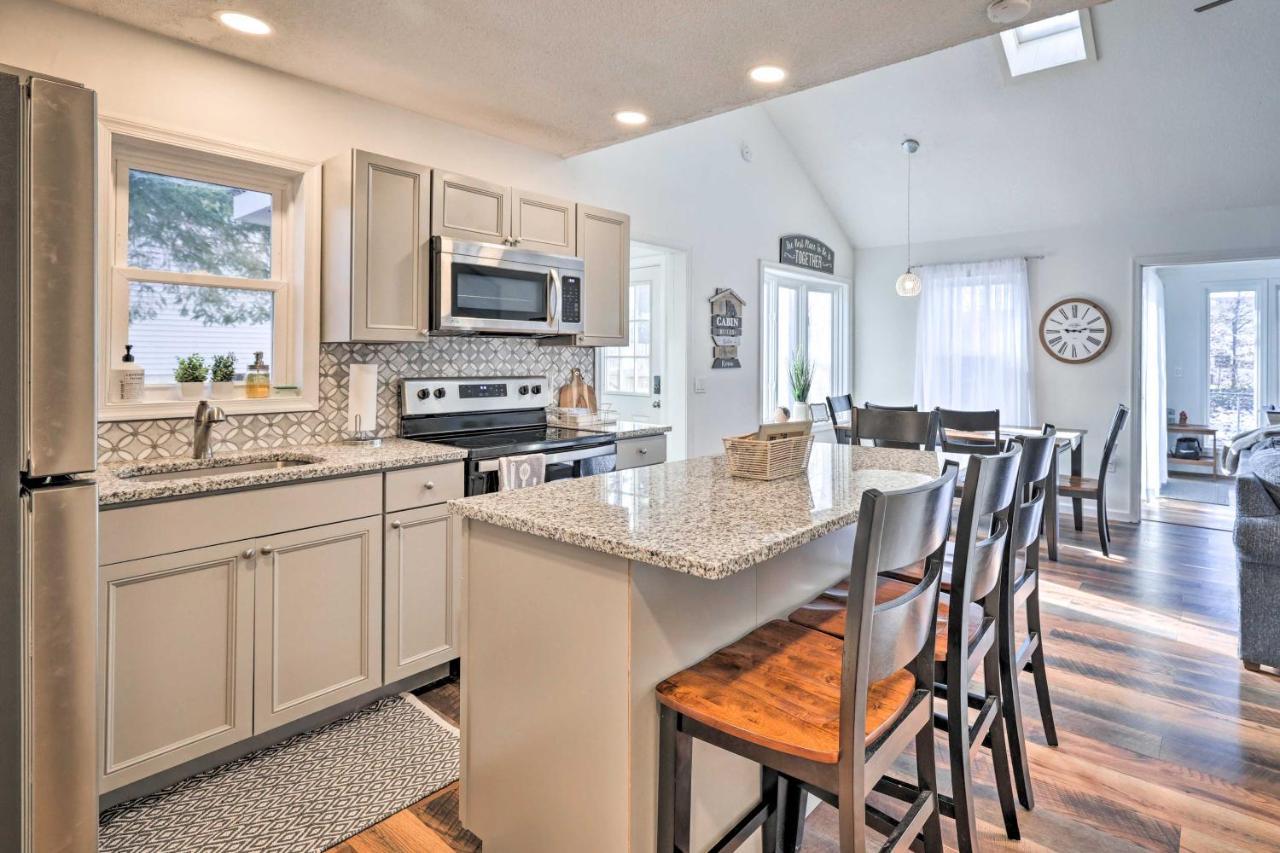Holiday home Cozy With Private Hot Tub! Tobyhanna